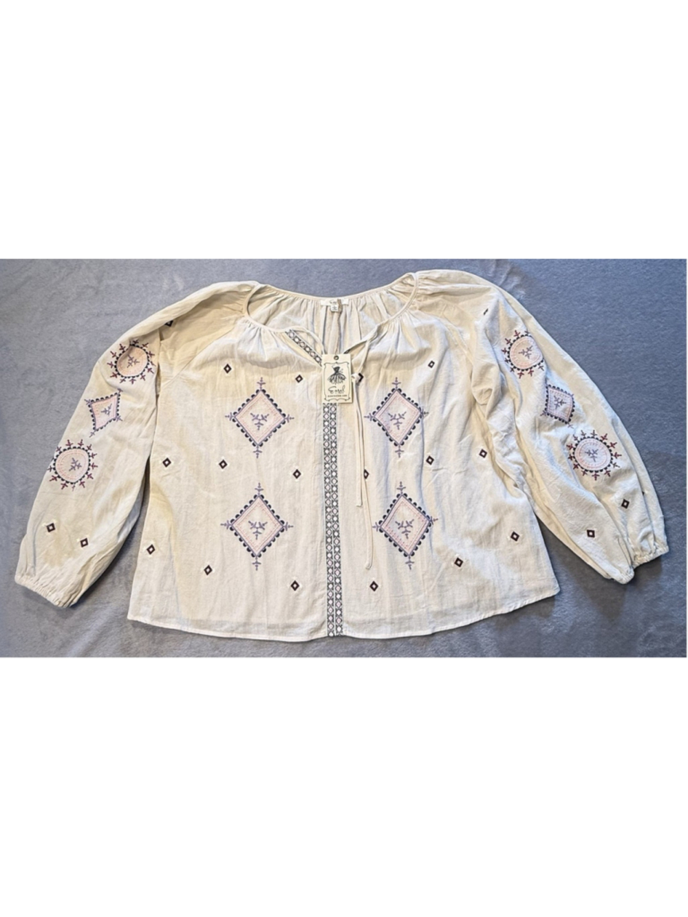 New Easel Women’s Top Tan Embroidered Boho Peasant Blouse Pullover Large